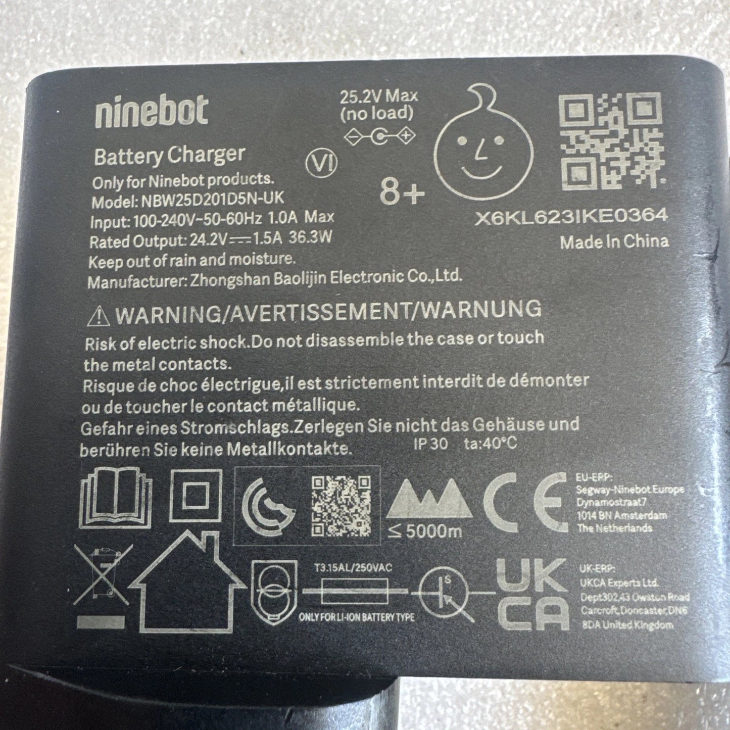 Segway Ninebot Kick scooter E2 Model NBW25d201D5N Power Supply 24.2v 1.5A