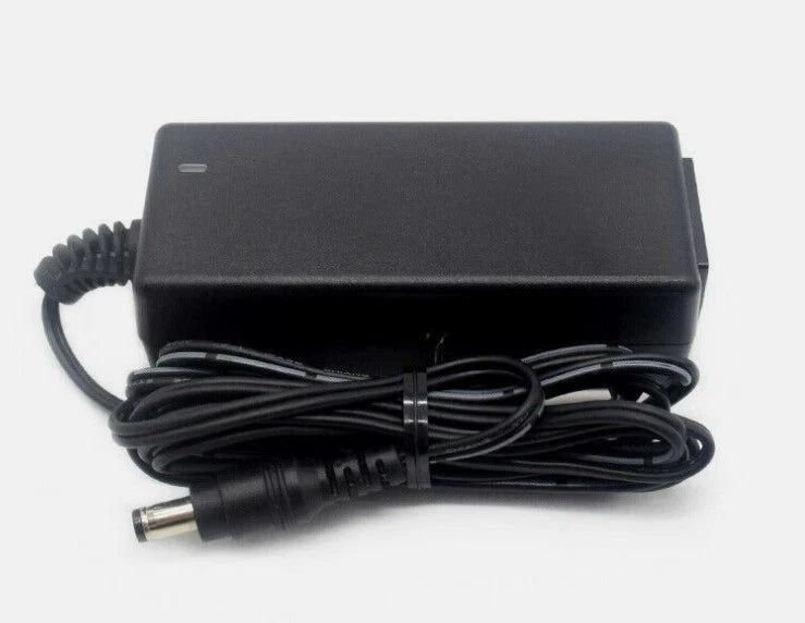 Genuine APD Power supply AC Adapter charger DA-30E12 19V 2.5A 5.5 X 1.7mm