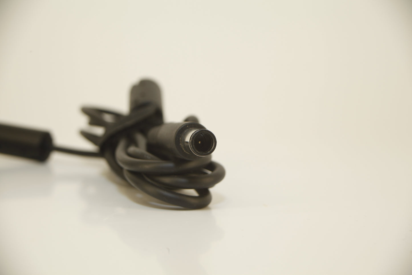 Chicony 120W 19.5V - 6.15A 7.4mm - 5.0mm pin A17-120P1A with power lead