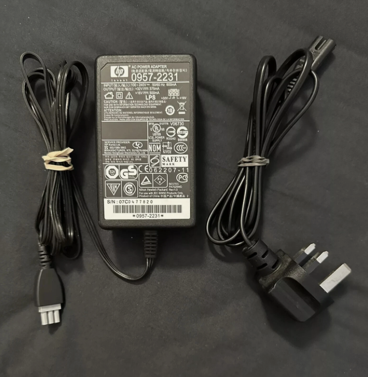 Genuine HP AC Power Adapter  32V * 375mA  - UK Lead