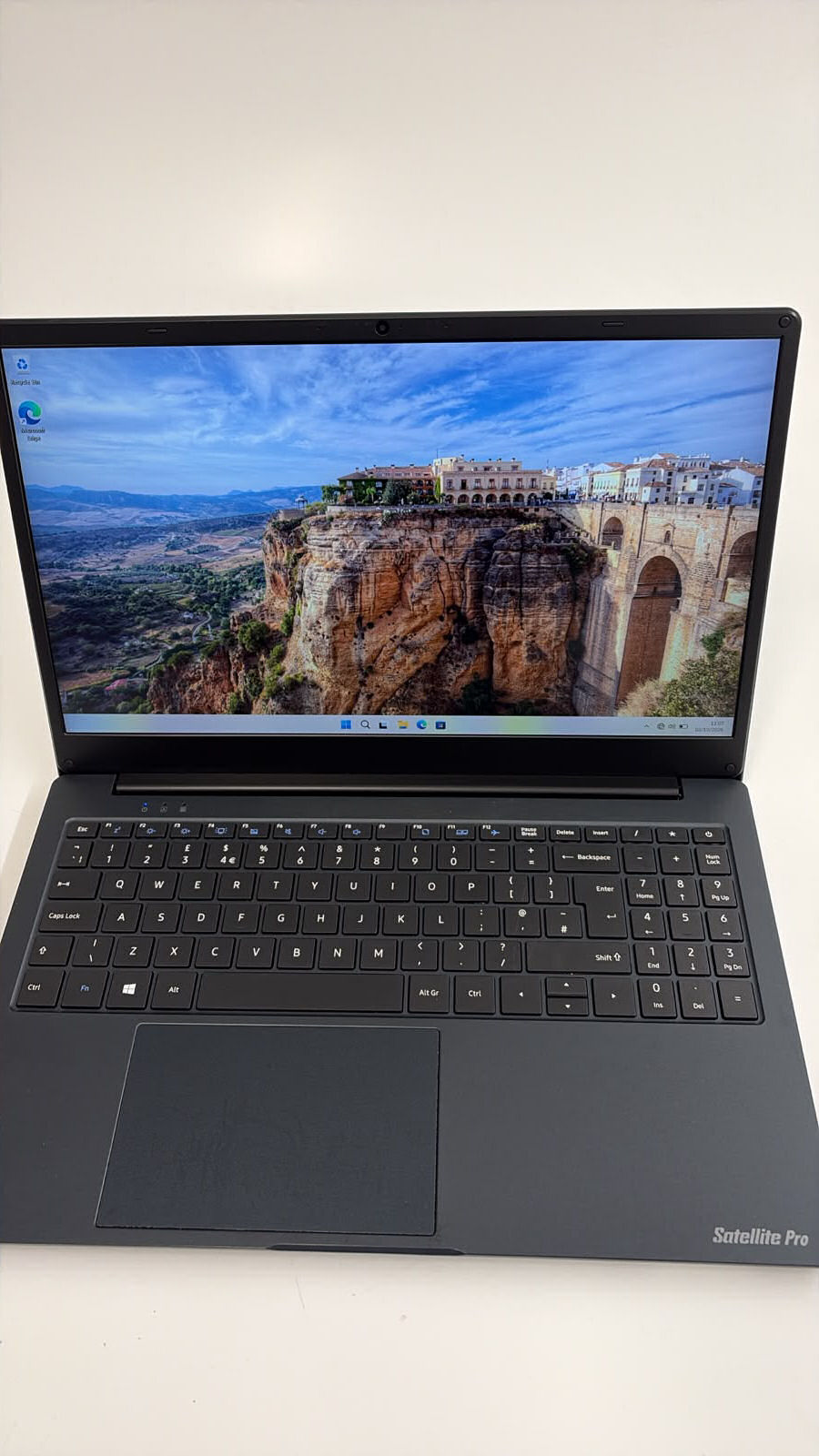 Dynabook Satellite Pro C50 Laptop. i3-10th Gen@1.20GHz. 8GB RAM, 256GB NVME.