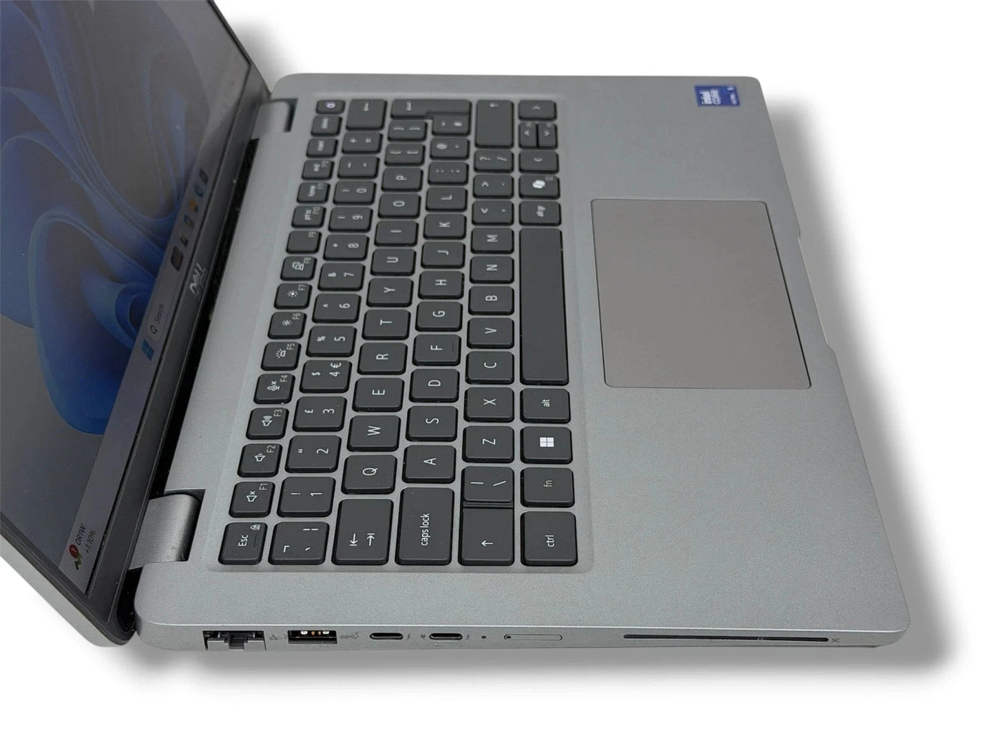 Dell Latitude 5450 Ultra 5 135U, 16GB DDR5, 256GB SSD, Windows 11 Pro