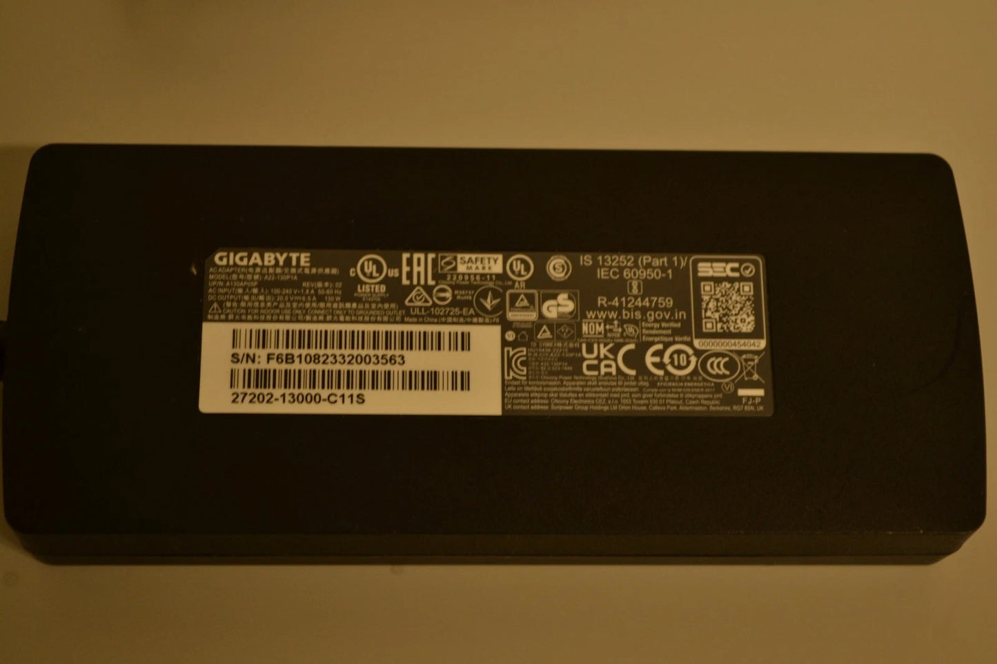 Aero gigabyte USB-C type C 130w A22-130P1A power adapter with power lead