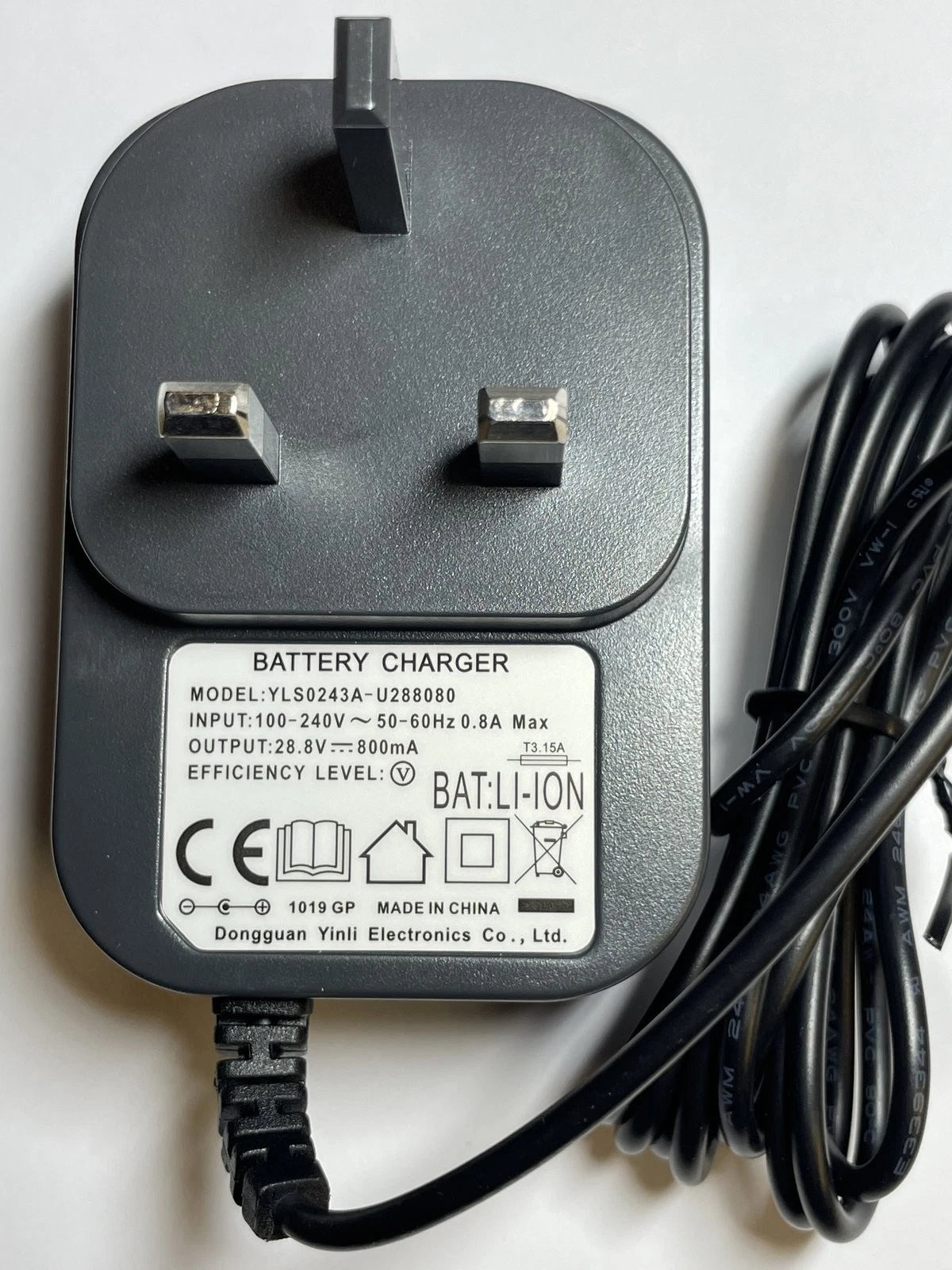 Original Shark YLS0243A-U288080 XBATR725SLEU 28.8V Battery Charger
